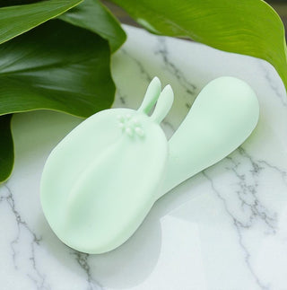 Maia AVERI Compact Dual Motor Multi-Play Massager